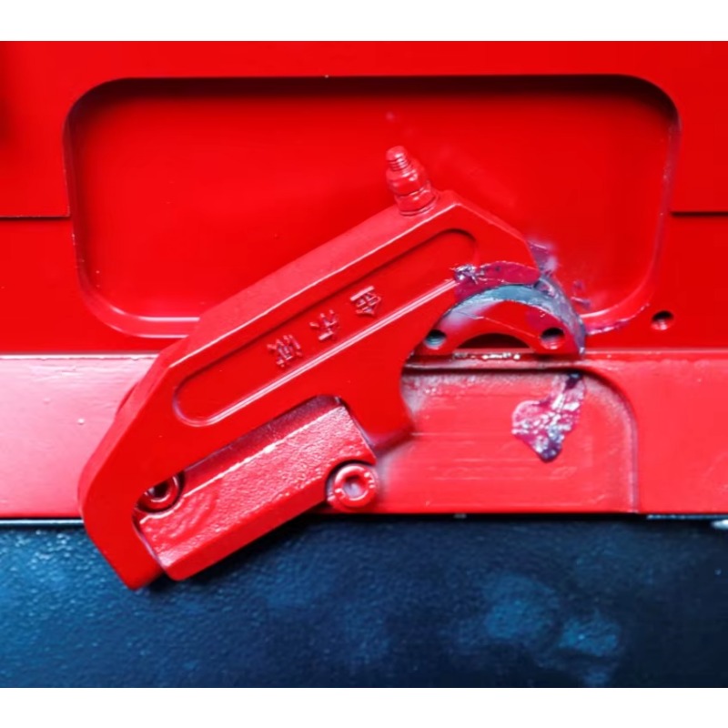 Cabinet Hinges - Cerniere Idrauliche a Chiusura Morbida per